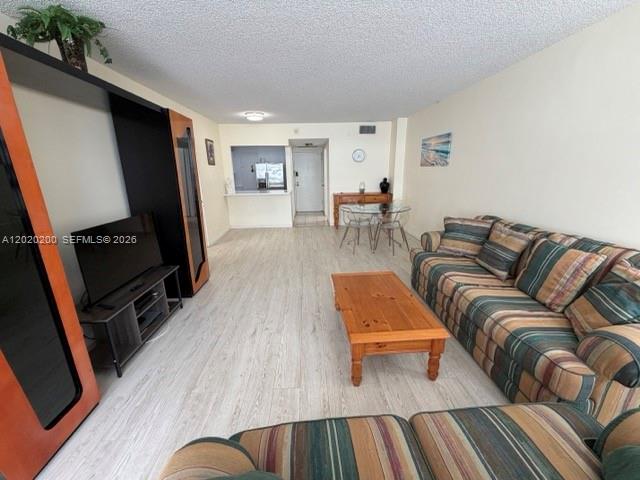 Photo of 3725 Ocean Dr  #615, Hollywood, Florida, 33019 - 