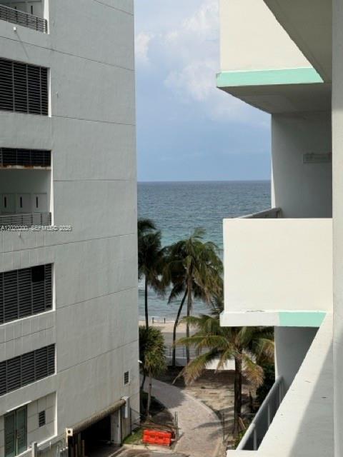 Photo of 3725 Ocean Dr  #615, Hollywood, Florida, 33019 - 