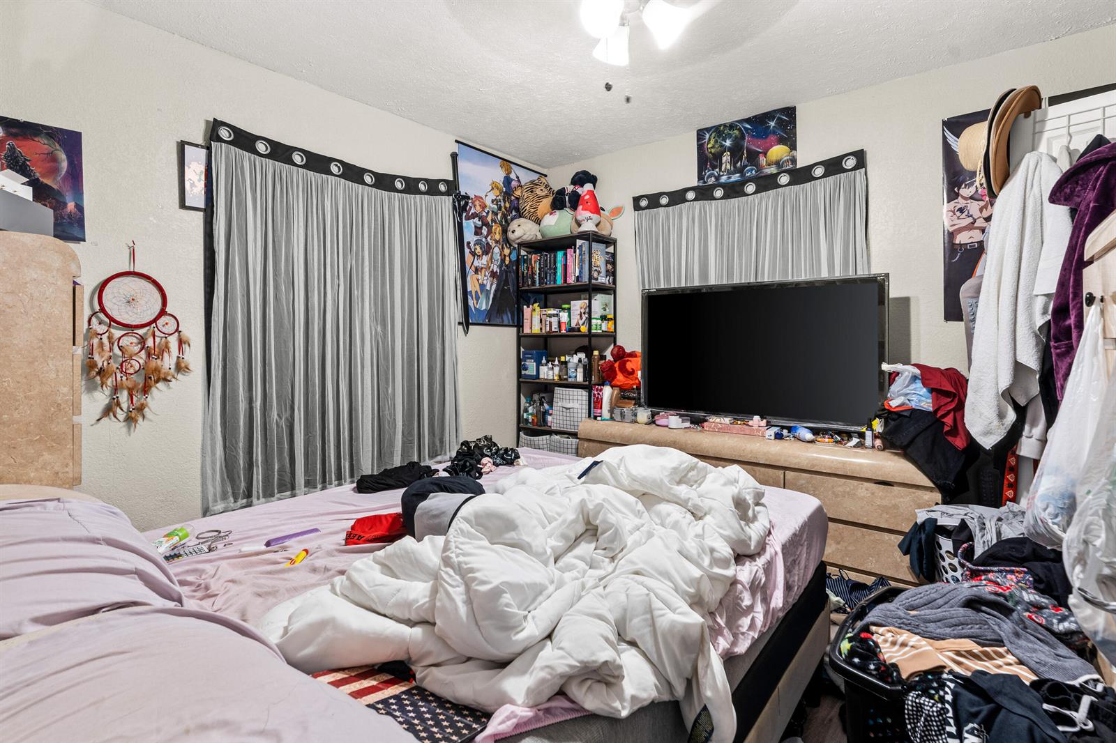   / 0 3300 sq. ft. $ 2026-06-20 0 foto