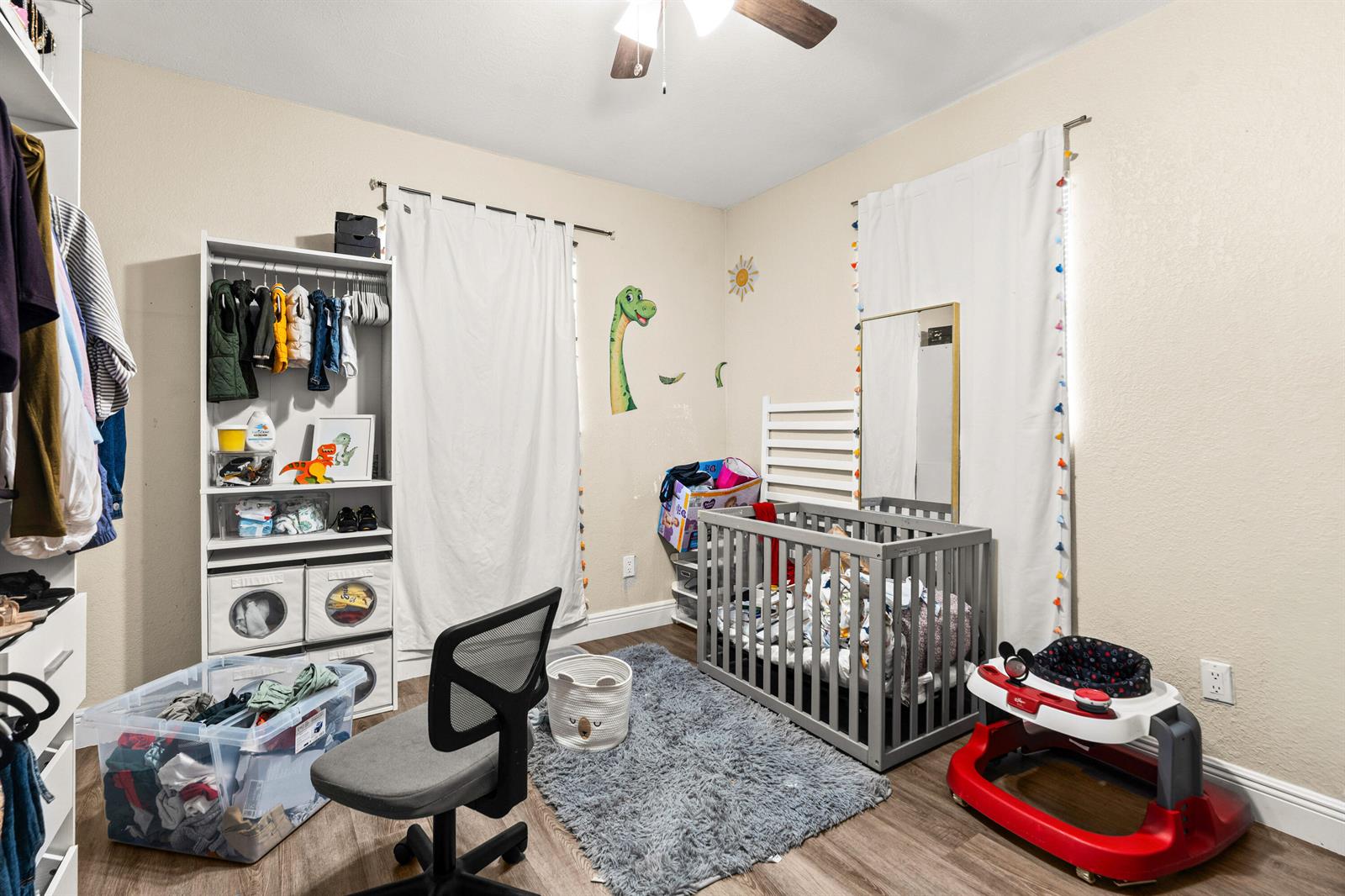   / 0 3300 sq. ft. $ 2026-06-20 0 foto