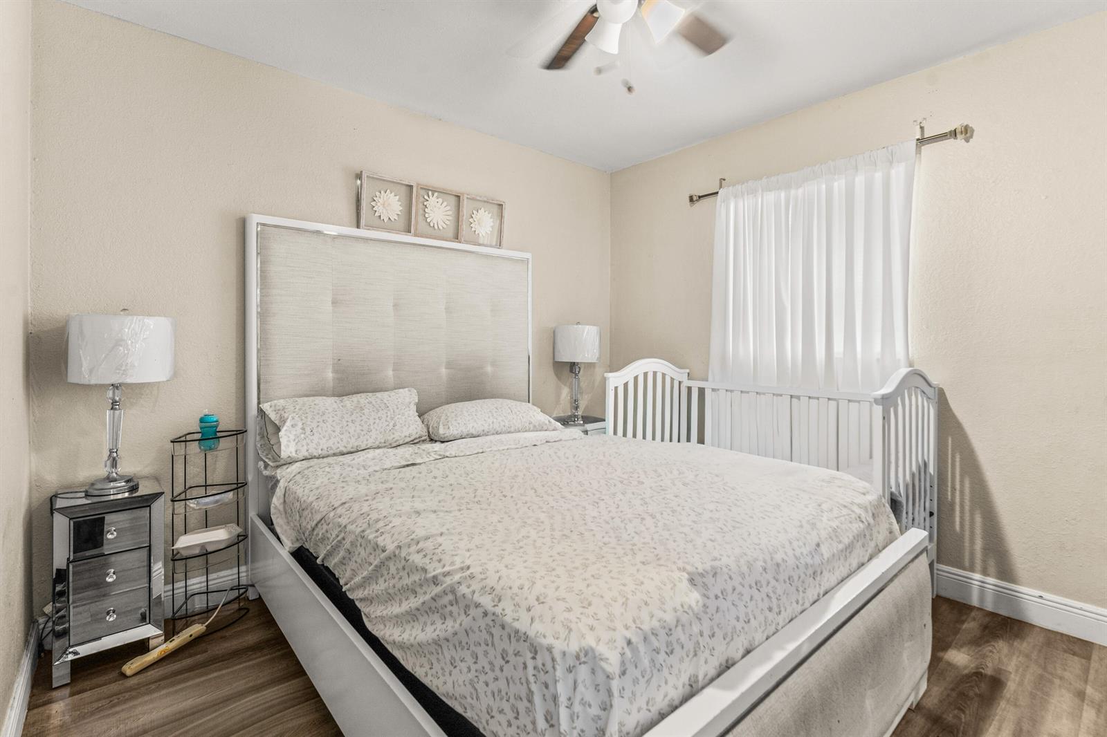   / 0 3300 sq. ft. $ 2026-06-20 0 foto