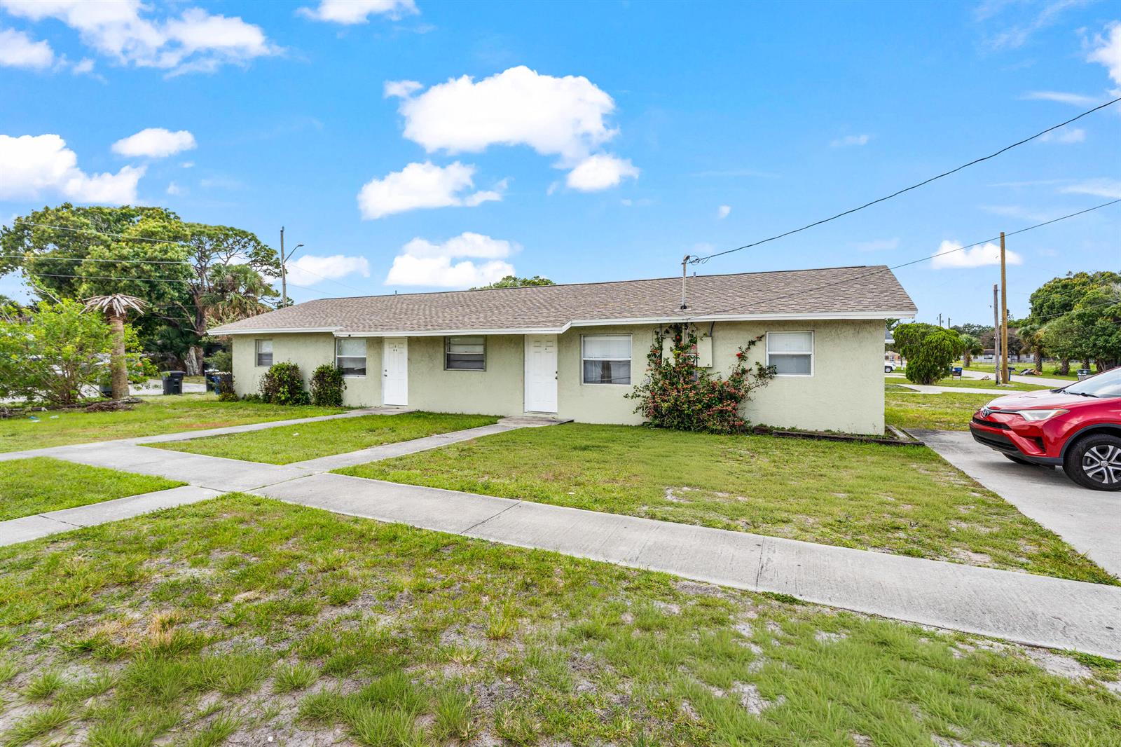  / 0 3300 sq. ft. $ 2026-06-20 0 foto
