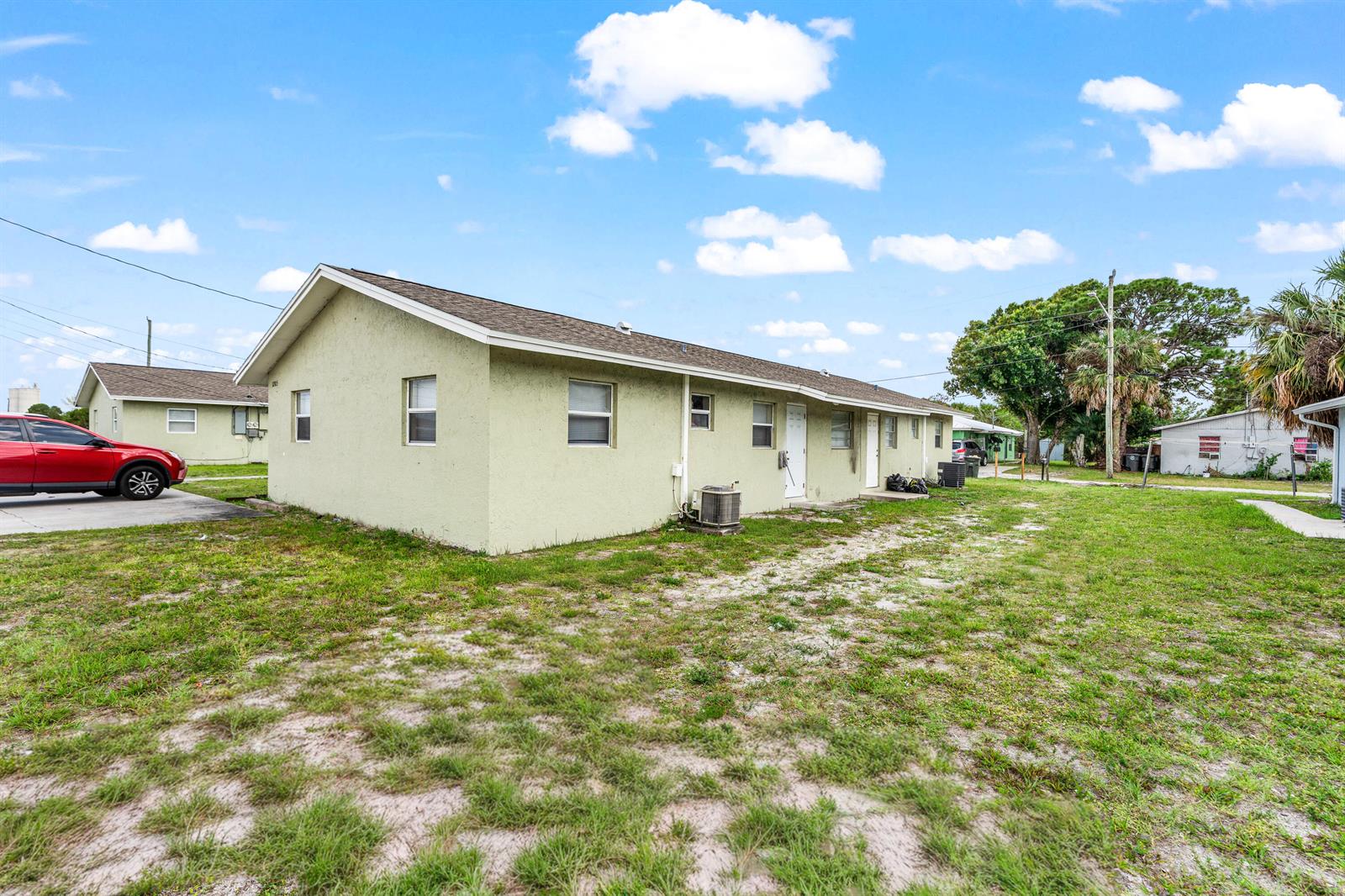   / 0 3300 sq. ft. $ 2026-06-20 0 foto