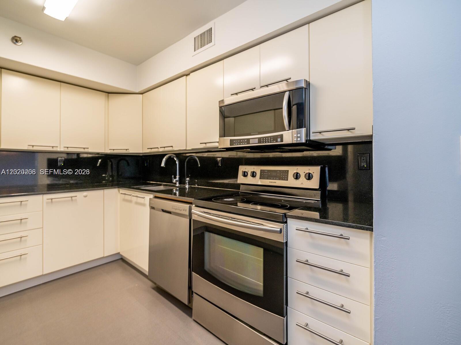 Photo of 3600 Mystic Pointe Dr  #808, Aventura, Florida, 33180 - 