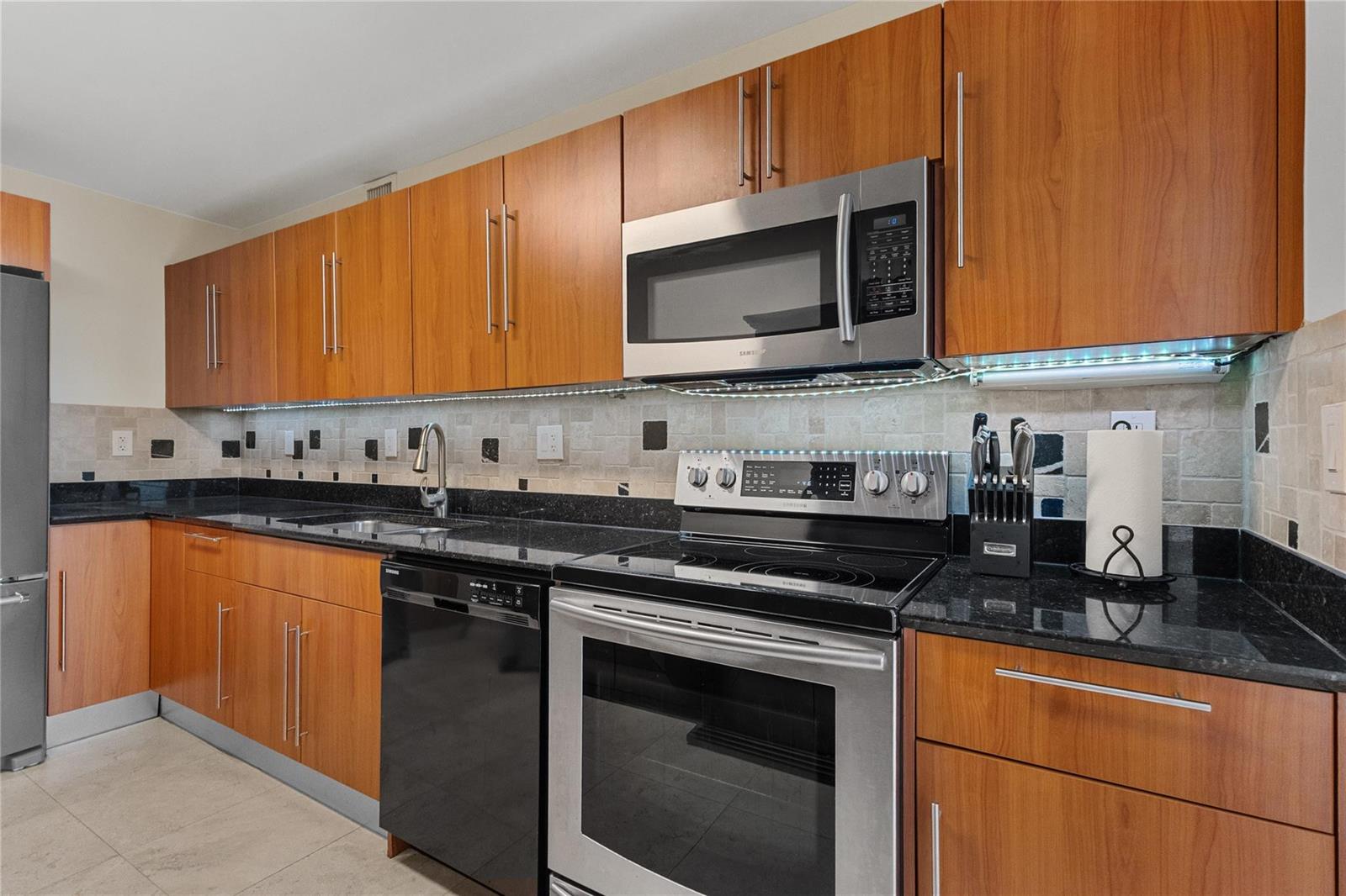 Photo of 3001 Ocean  #727, Hollywood, Florida, 33019 - Photo 21