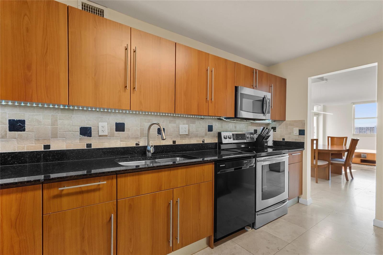 Photo of 3001 Ocean  #727, Hollywood, Florida, 33019 - Photo 22