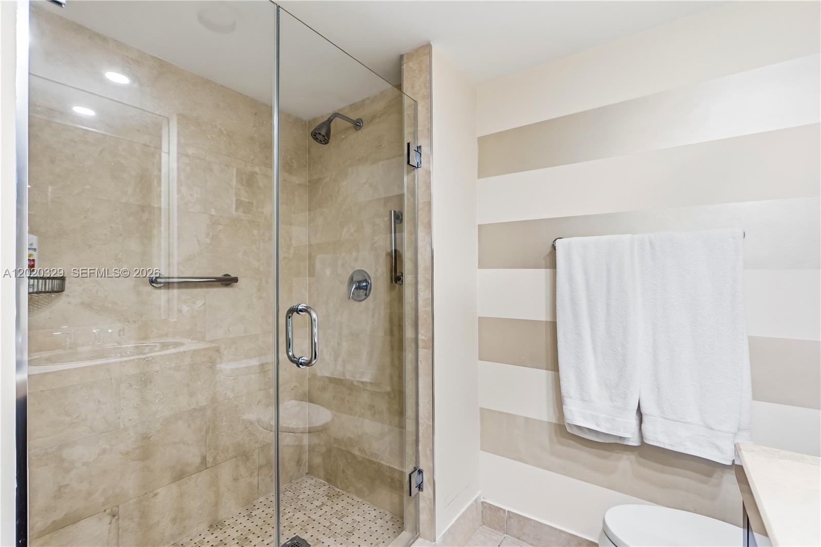 Photo of 20281 Country Club Dr  #2101, Aventura, Florida, 33180 - 