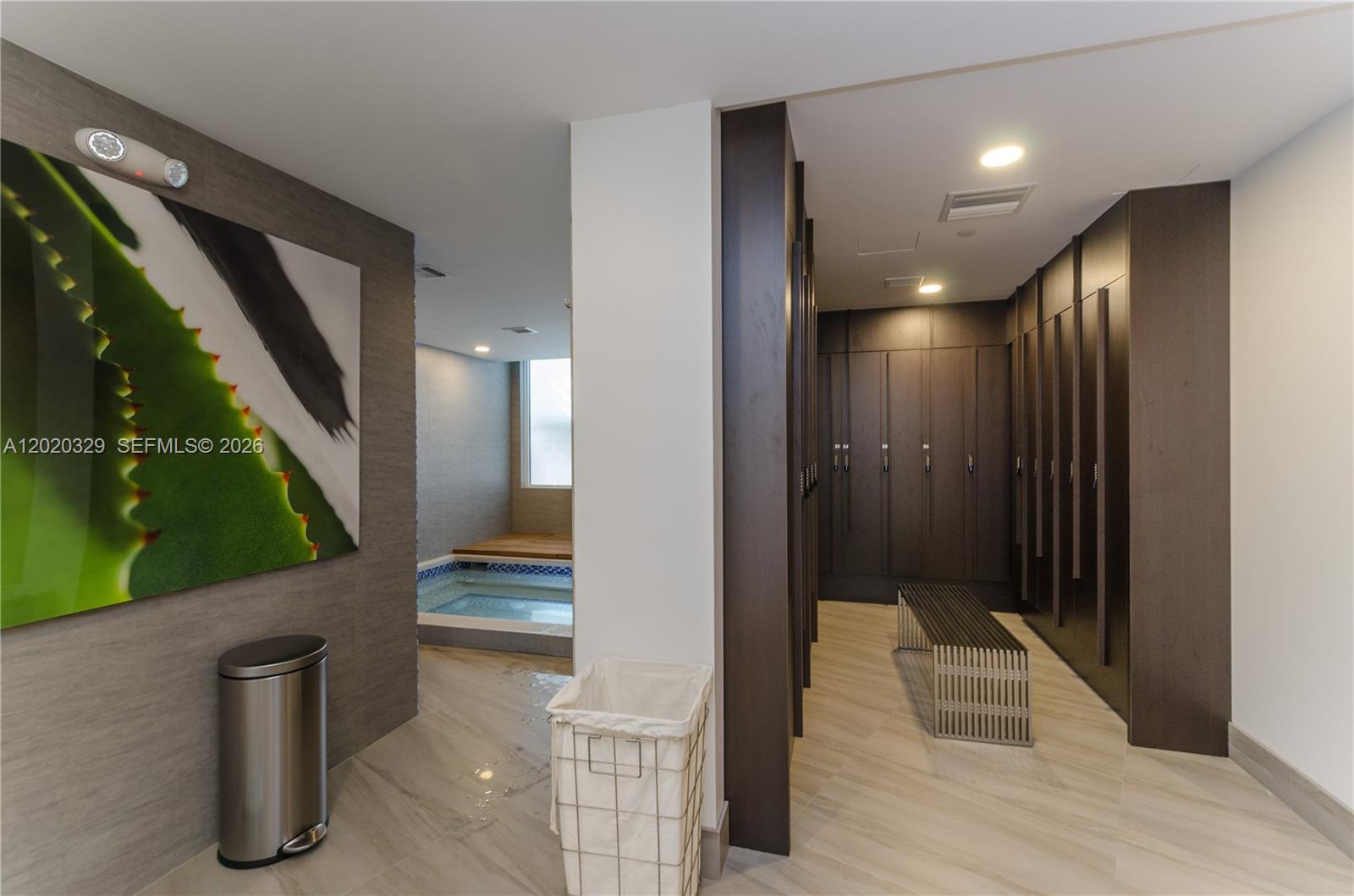 Photo of 20281 Country Club Dr  #2101, Aventura, Florida, 33180 - 