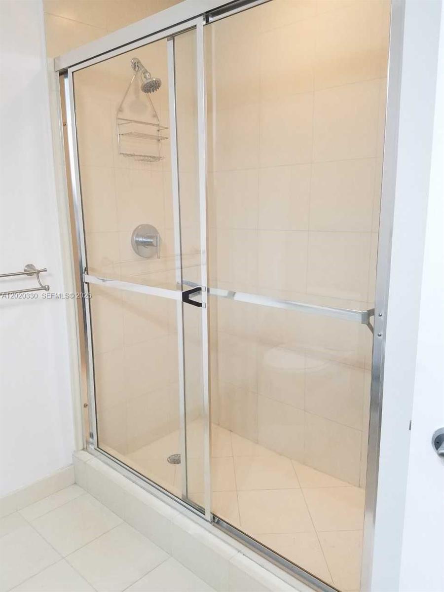Photo of 3029 188th St  #323, Aventura, Florida, 33180 - 