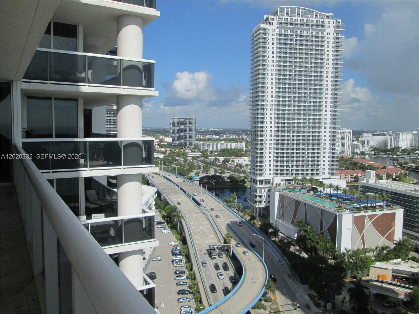 See details 2301 3 / 4 2078 sq. ft. $ 2026-07-03 0 Photo