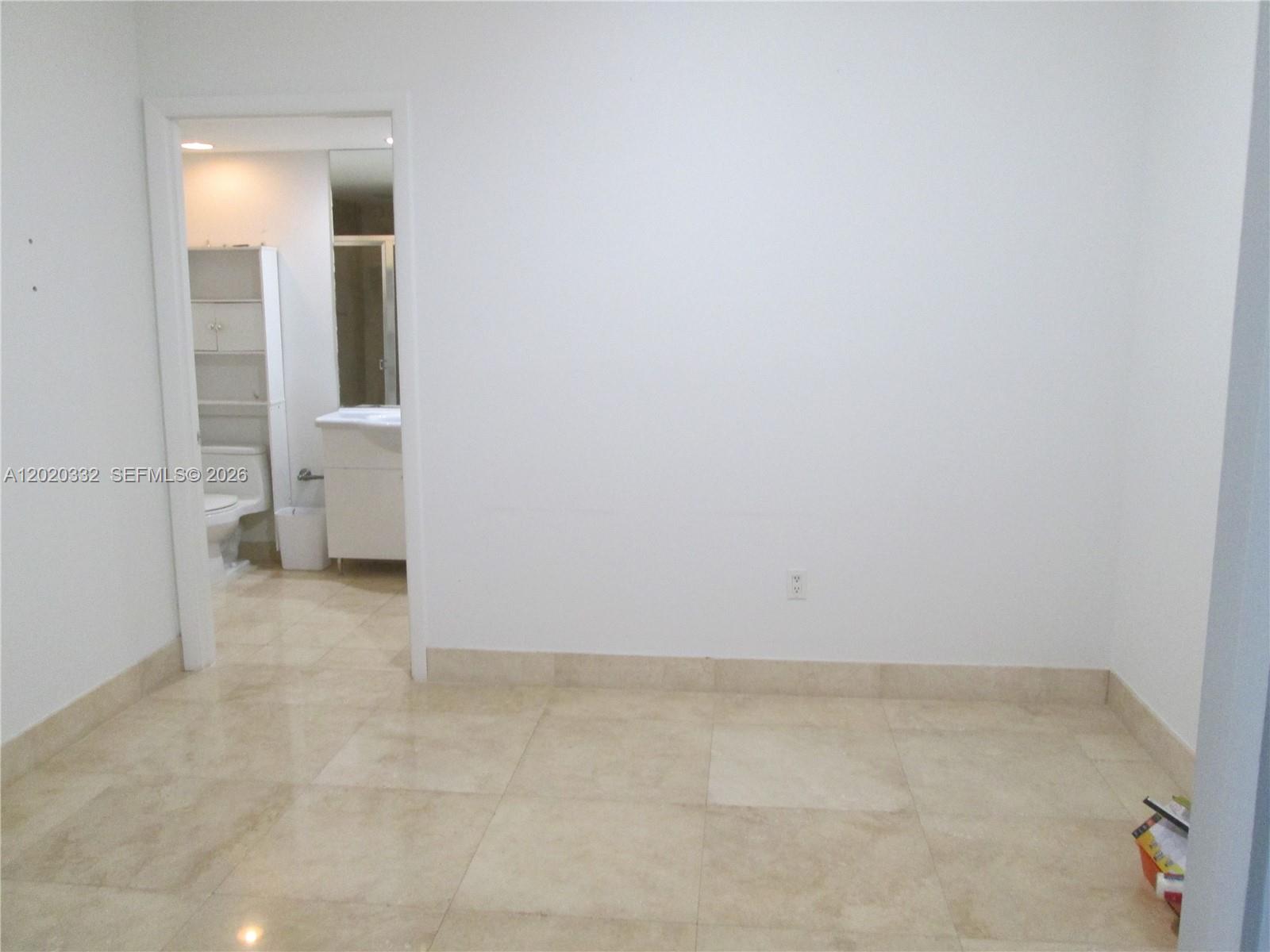 See details 2301 3 / 4 2078 sq. ft. $ 2026-07-03 0 Photo