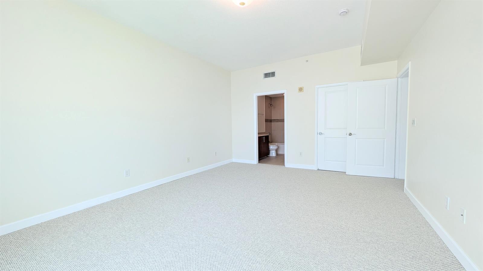 Photo of 1945 Ocean #701, Hallandale Beach, Florida, 33009 - 1000096442