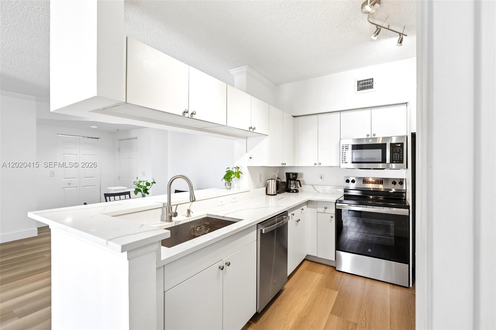 Photo of 17150 Bay Rd #2808, Sunny Isles Beach, Florida, 33160 -