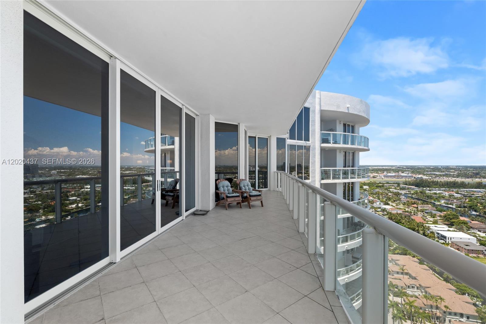 Photo of 21200 Point Pl  #2802, Aventura, Florida, 33180 - 