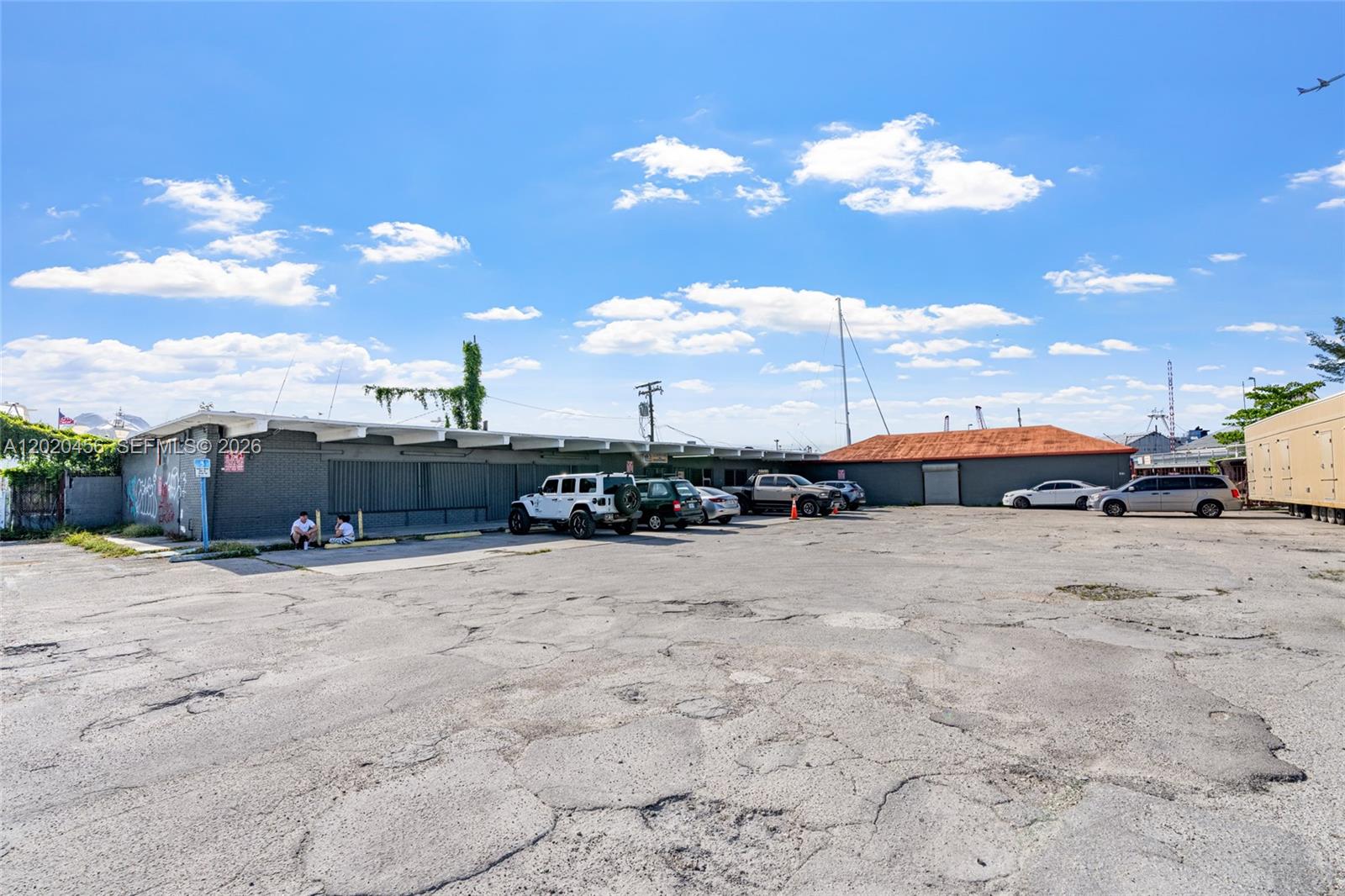   /   sq. ft. $ 2026-05-16 0 Photo