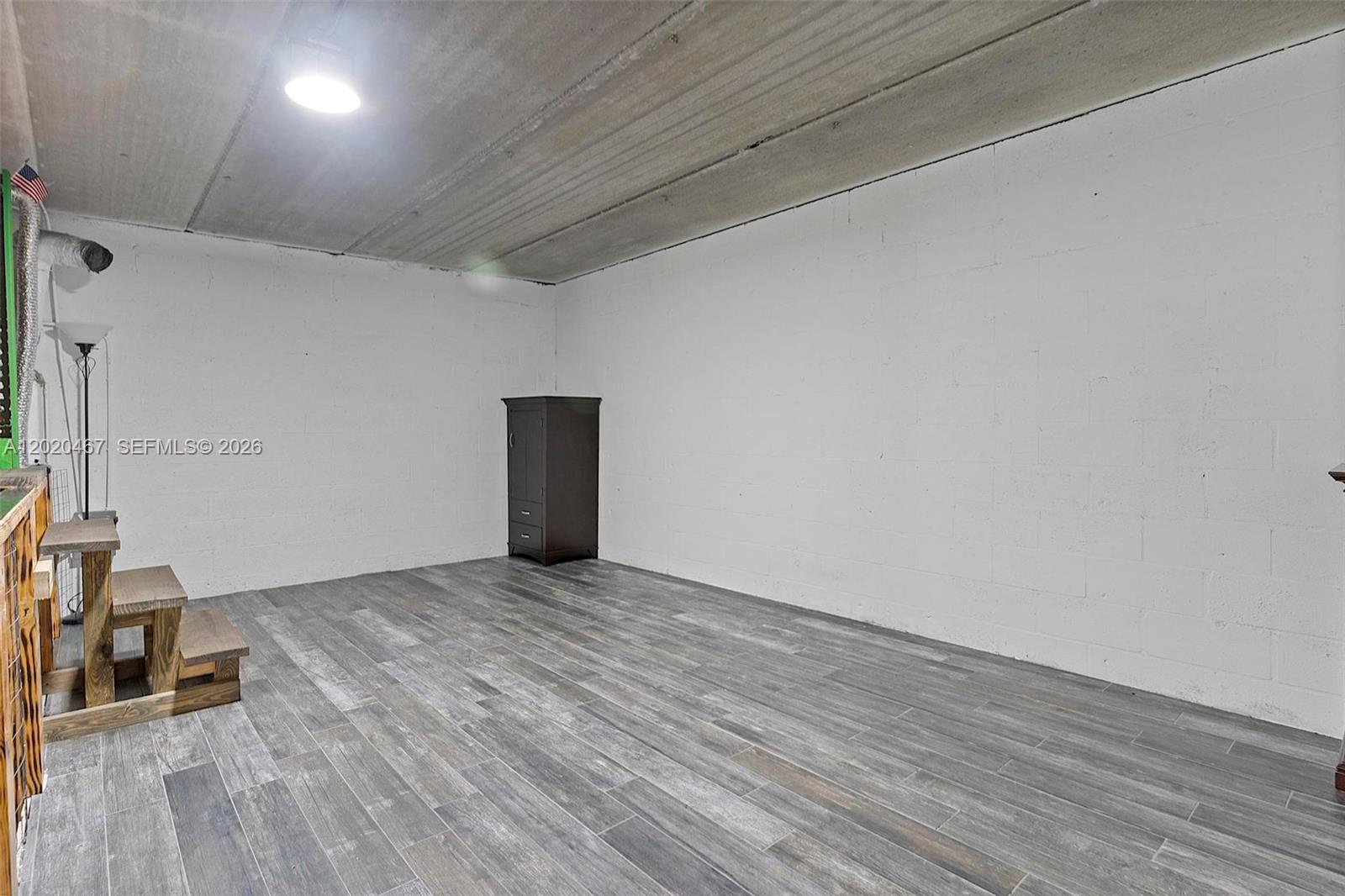 See details 311 / sq. ft. $ 2026-05-17 0 Photo
