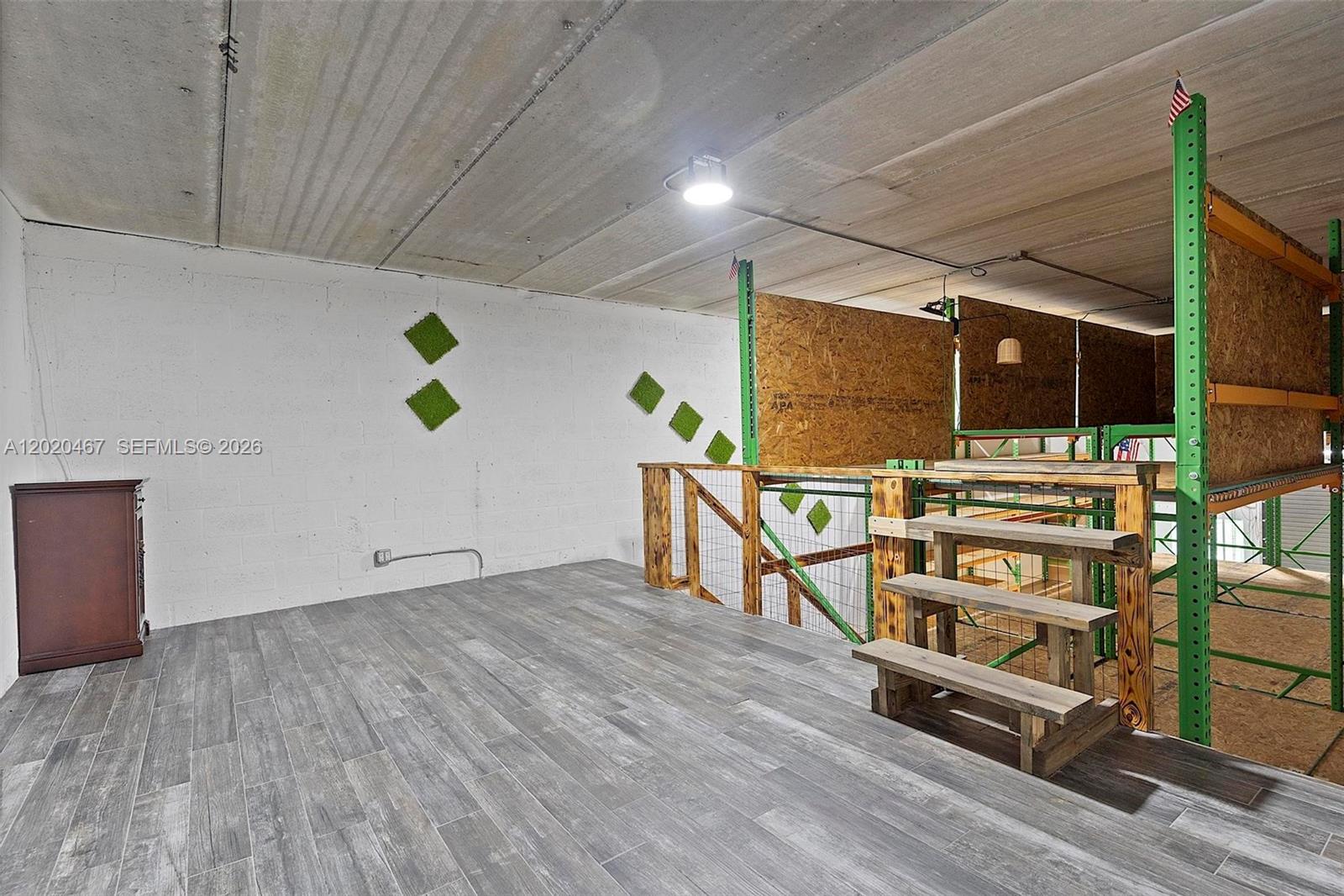 See details 311 / sq. ft. $ 2026-05-17 0 Photo
