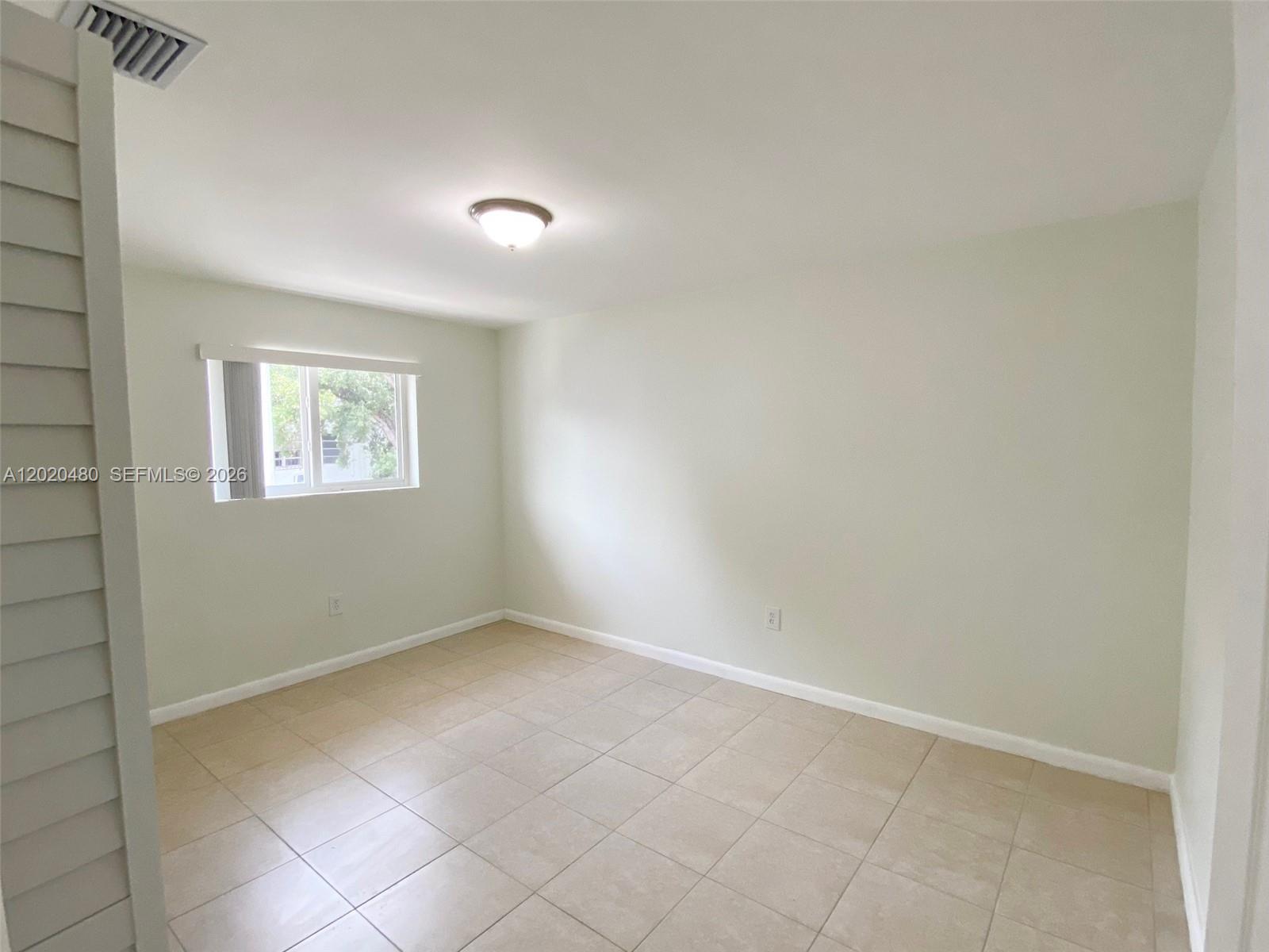 See details / sq. ft. $ 2026-05-17 0 Photo