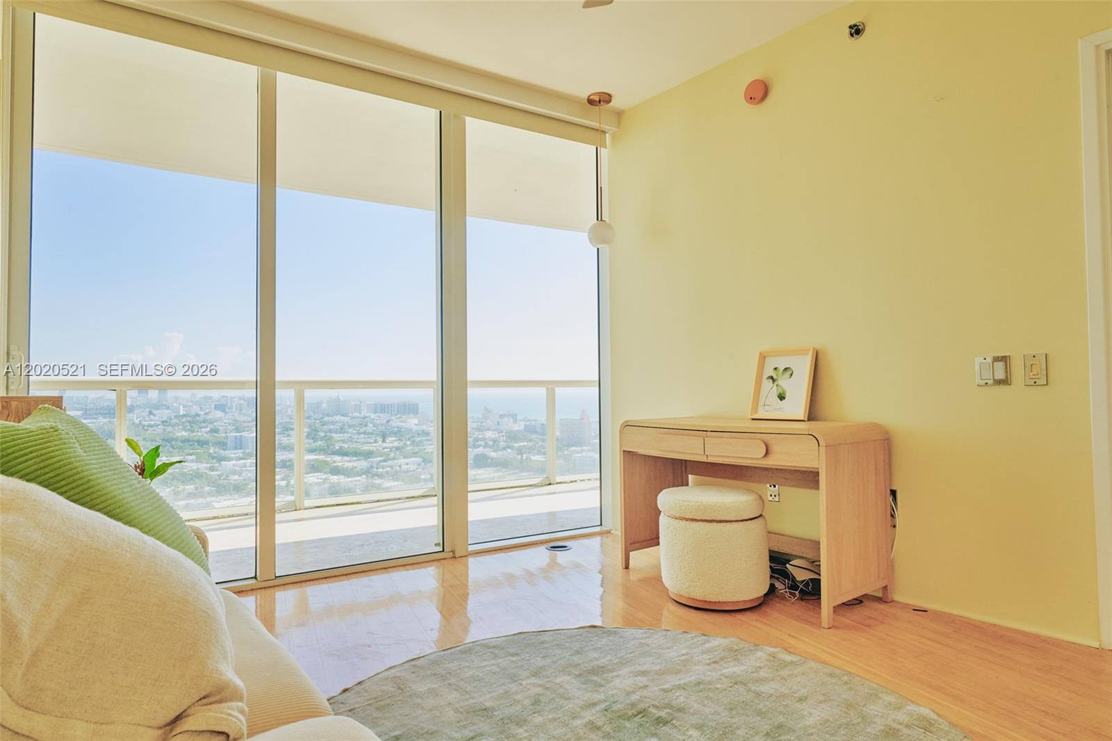 Photo of 450 Alton Rd  #2810, Miami Beach, Florida, 33139 - 