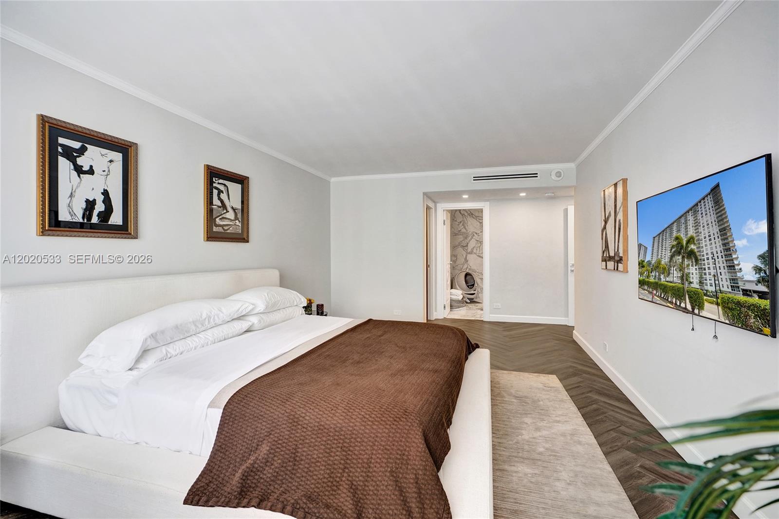 See details 2112 2 / 2 1552 sq. ft. $ 2026-05-17 0 Photo