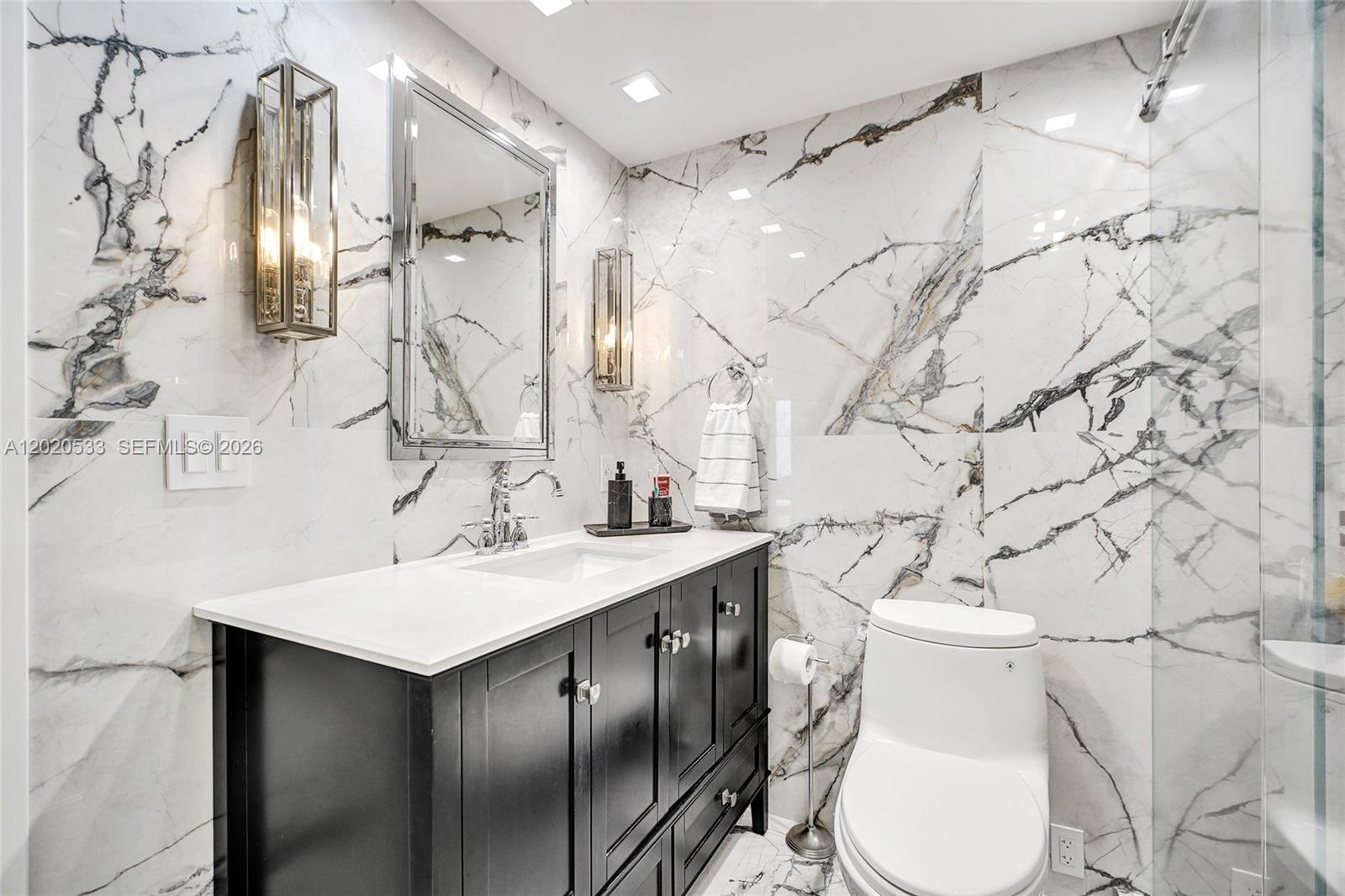 See details 2112 2 / 2 1552 sq. ft. $ 2026-05-17 0 Photo