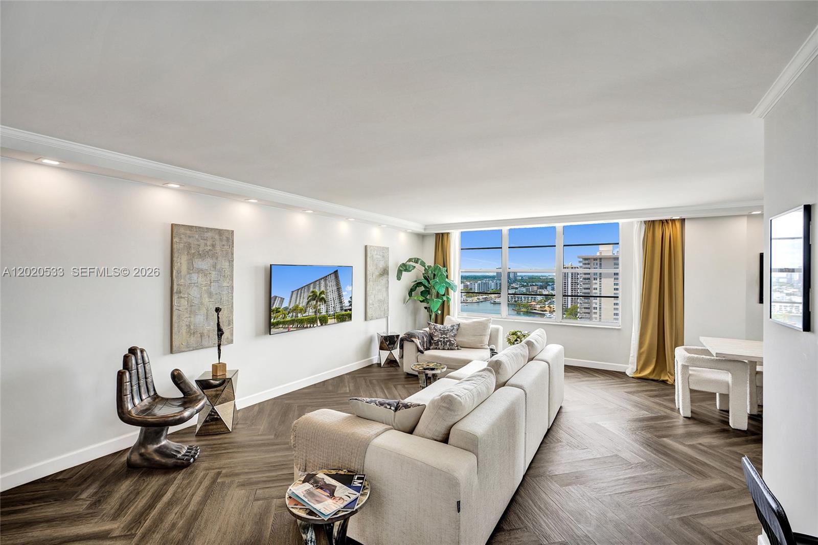 See details 2112 2 / 2 1552 sq. ft. $ 2026-05-17 0 Photo