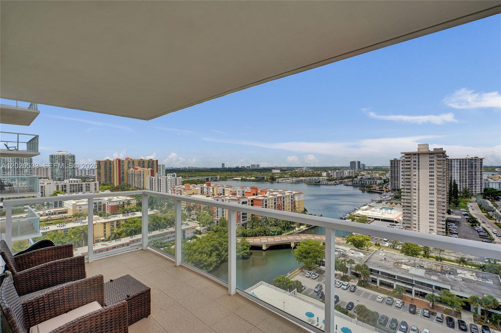 See details 2112 2 / 2 1552 sq. ft. $ 2026-05-17 0 Photo