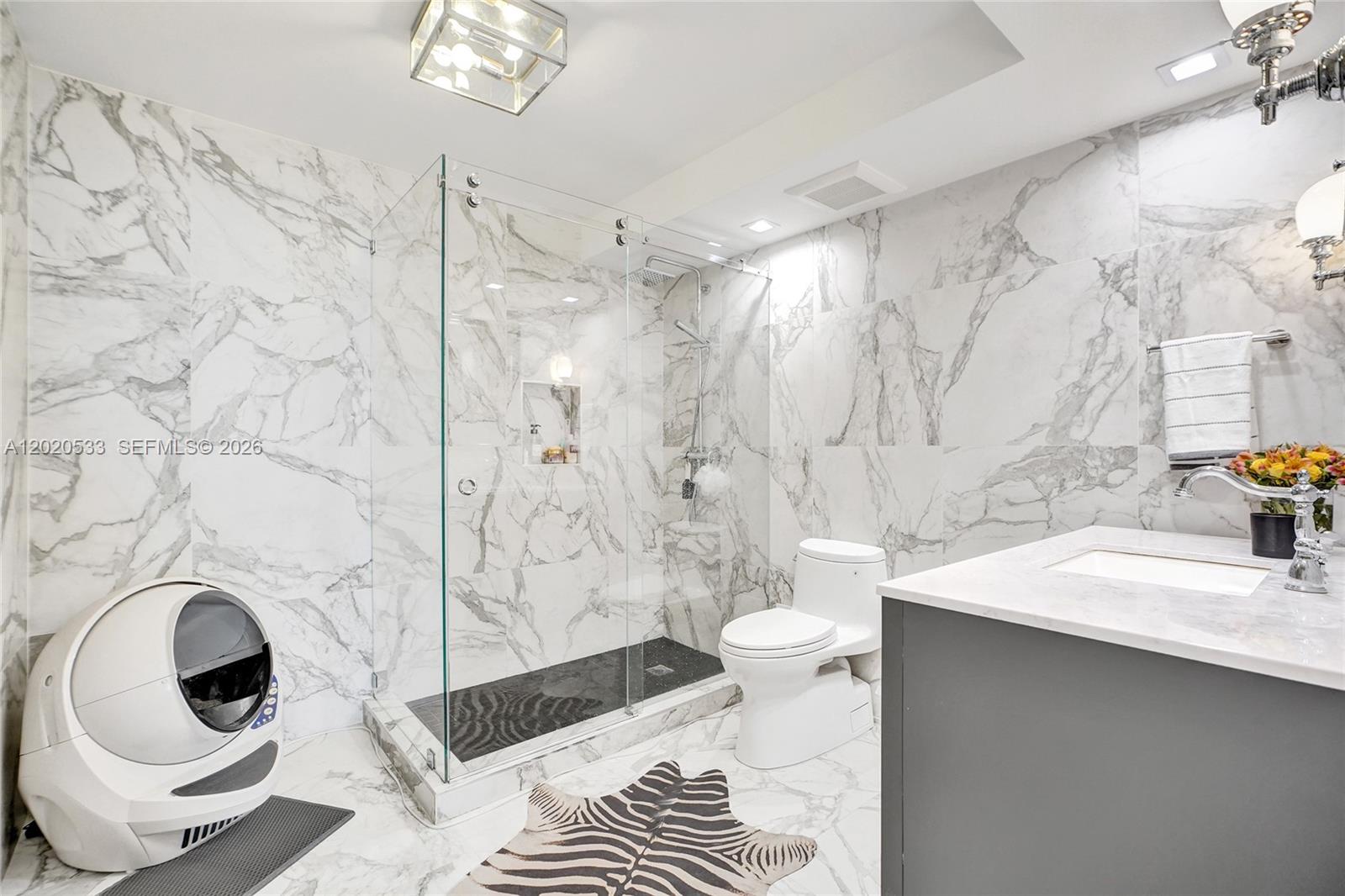 See details 2112 2 / 2 1552 sq. ft. $ 2026-05-17 0 Photo