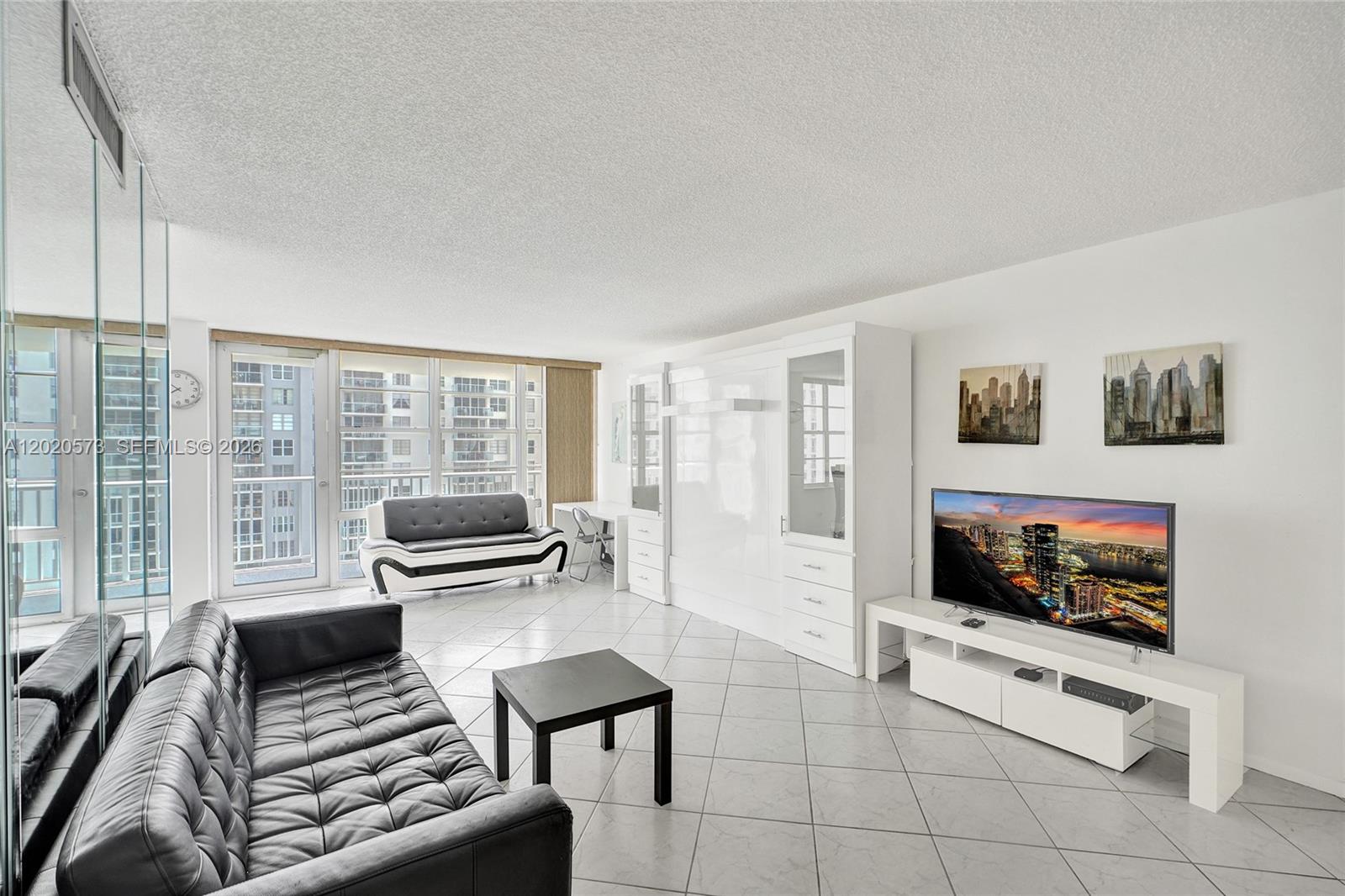 1611 1 / 2 1104 sq. ft. $ 2026-05-17 0 Photo