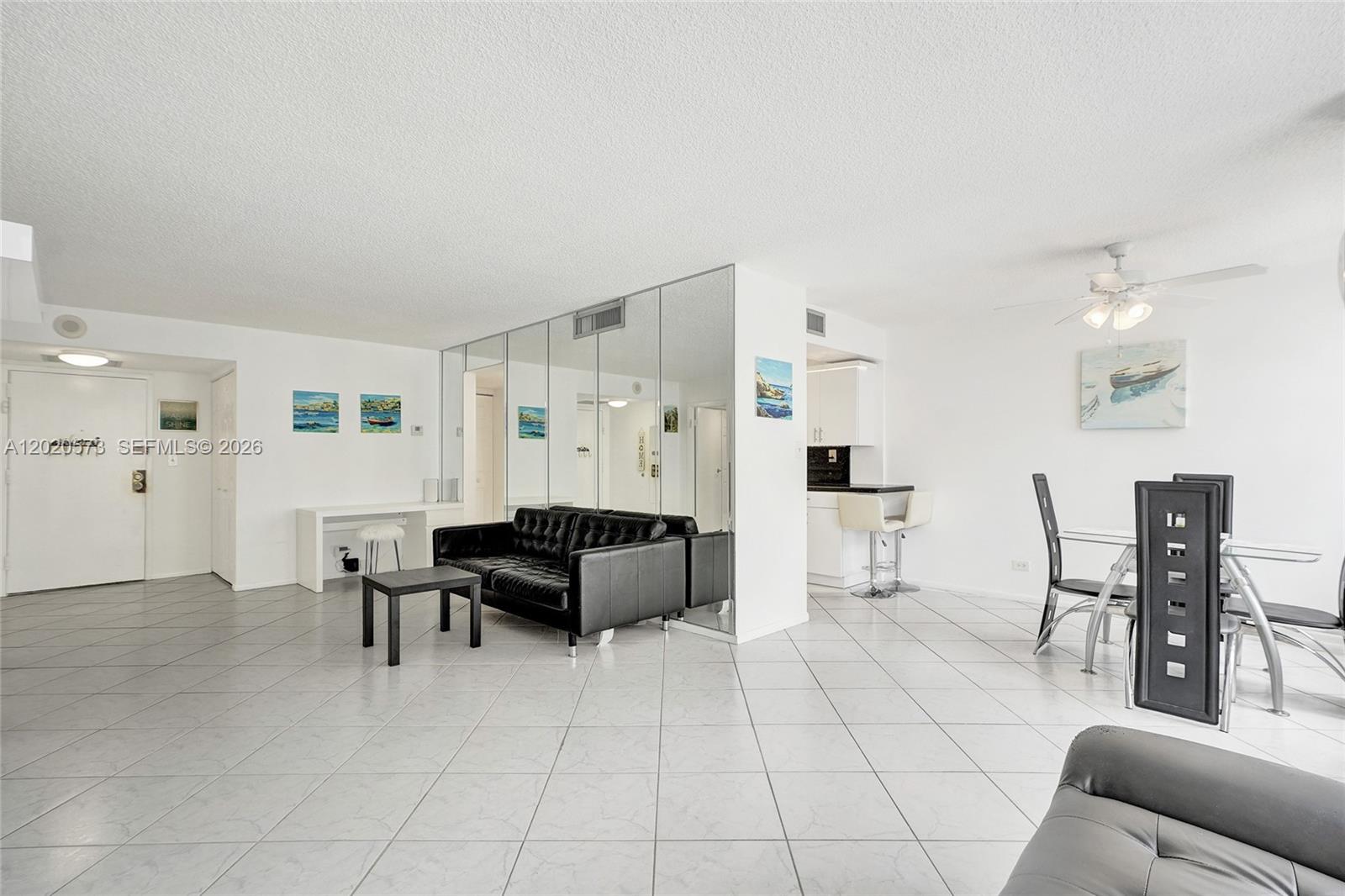 1611 1 / 2 1104 sq. ft. $ 2026-05-17 0 Photo