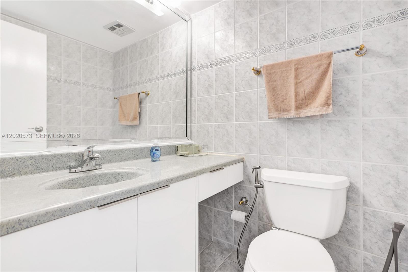 1611 1 / 2 1104 sq. ft. $ 2026-05-17 0 Photo