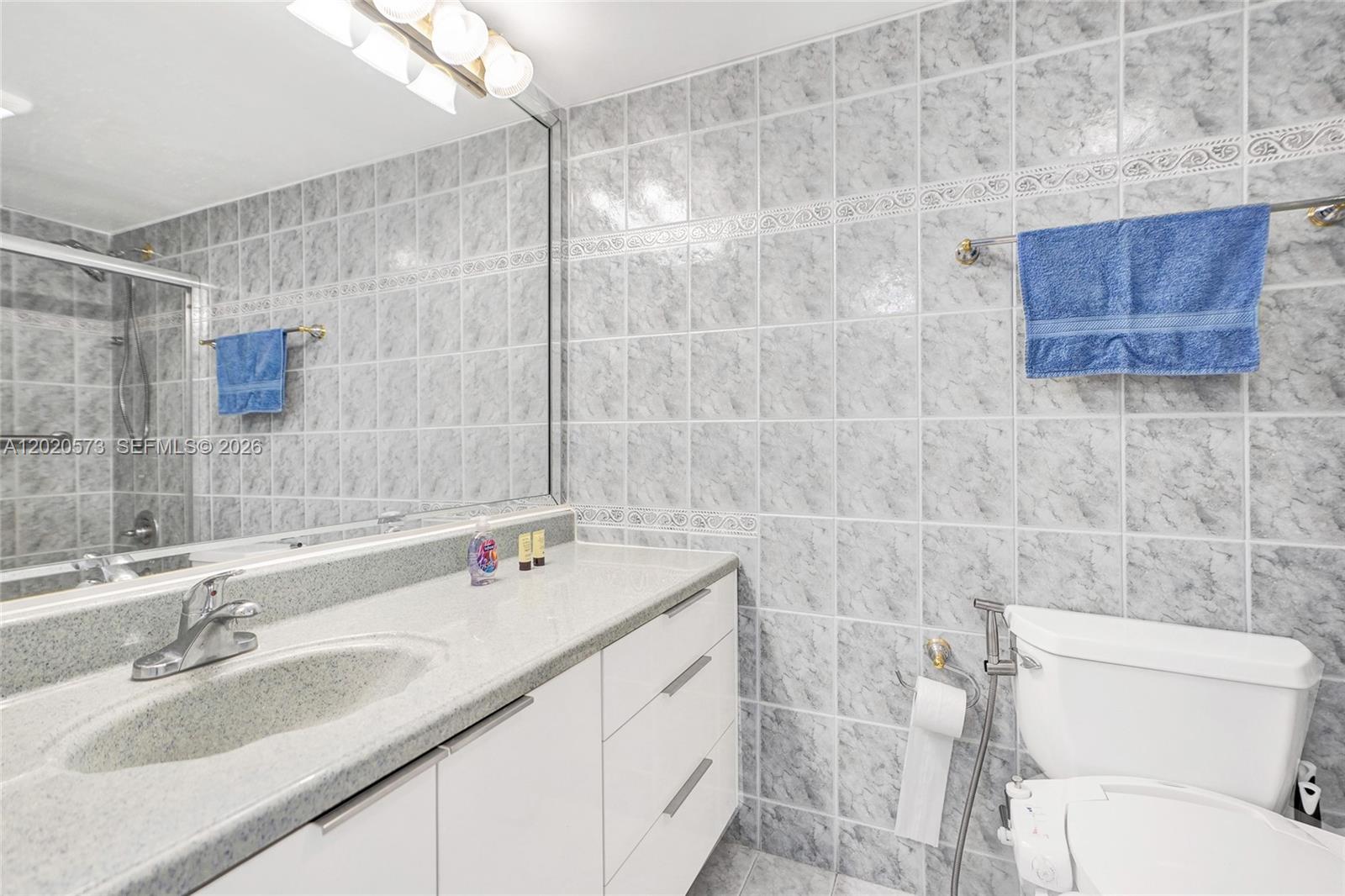 1611 1 / 2 1104 sq. ft. $ 2026-05-17 0 Photo