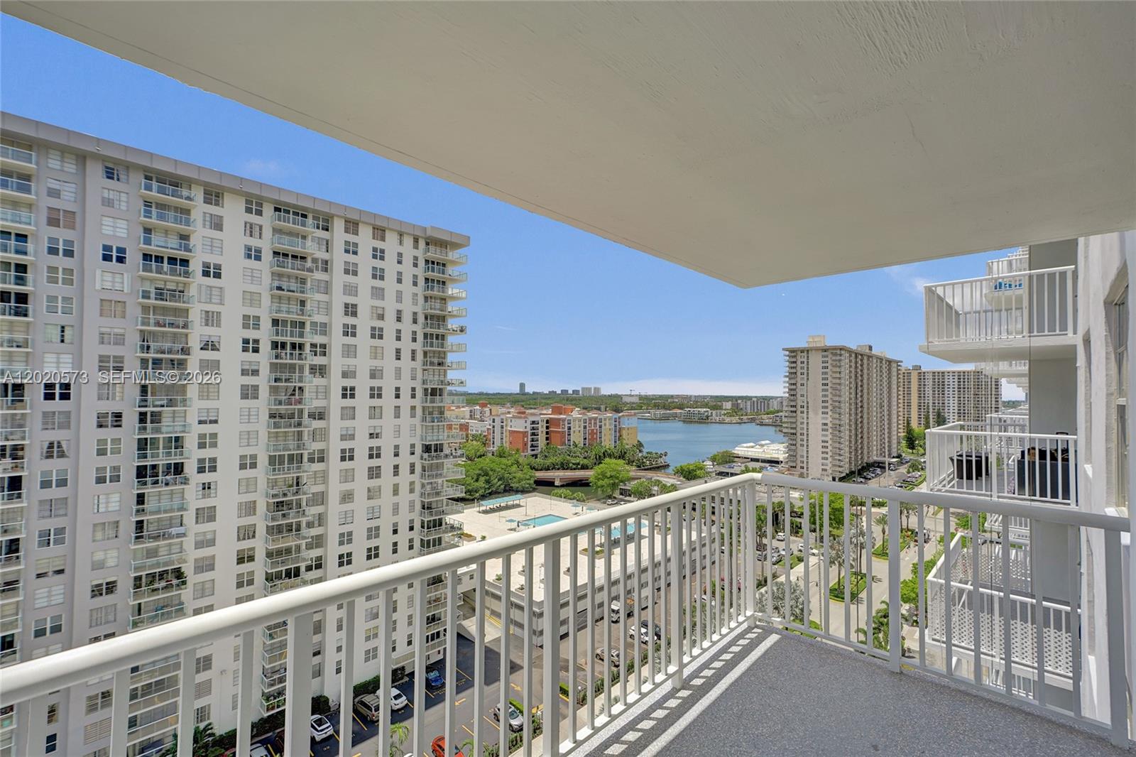 1611 1 / 2 1104 sq. ft. $ 2026-05-17 0 Photo