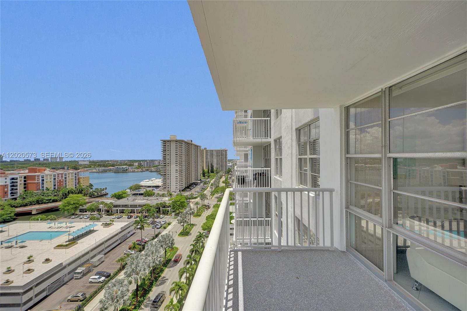 1611 1 / 2 1104 sq. ft. $ 2026-05-17 0 Photo