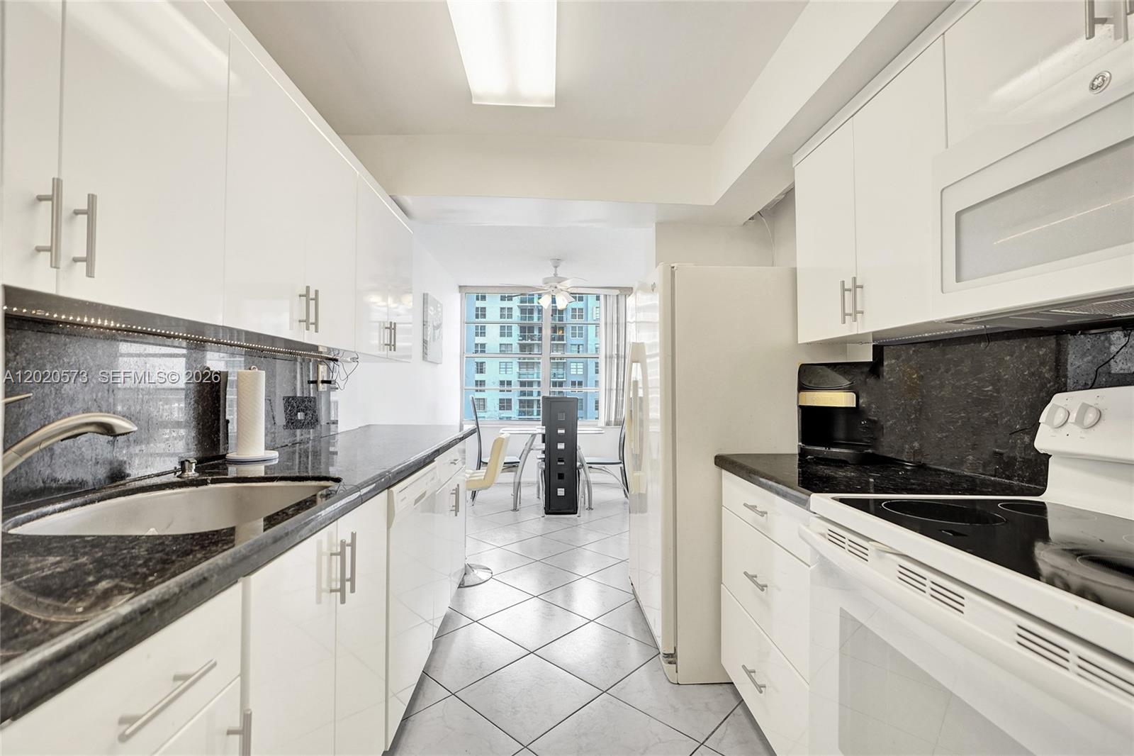1611 1 / 2 1104 sq. ft. $ 2026-05-17 0 Photo