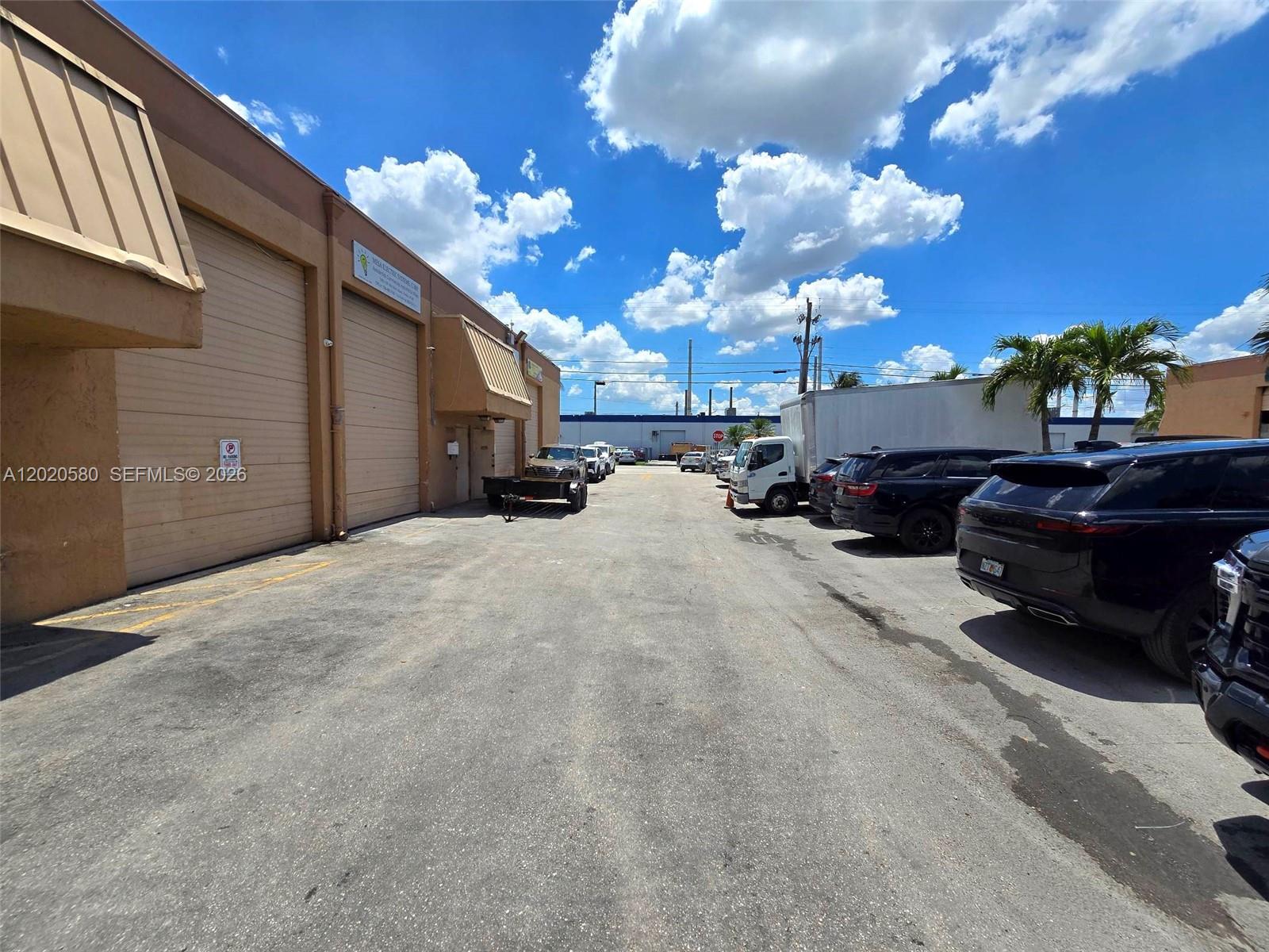 7909  /   sq. ft. $ 2026-05-17 0 Photo