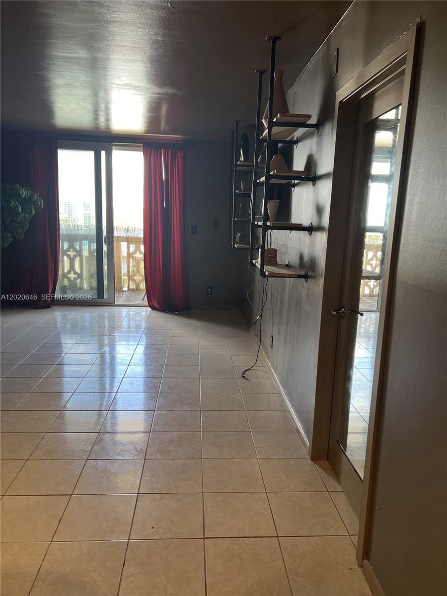 Photo of 1817 Ocean Dr  #718, Hallandale Beach, Florida, 33009 - 