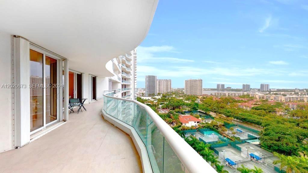 See details 1808 3 / 2 1580 sq. ft. $ 2026-05-17 0 Photo