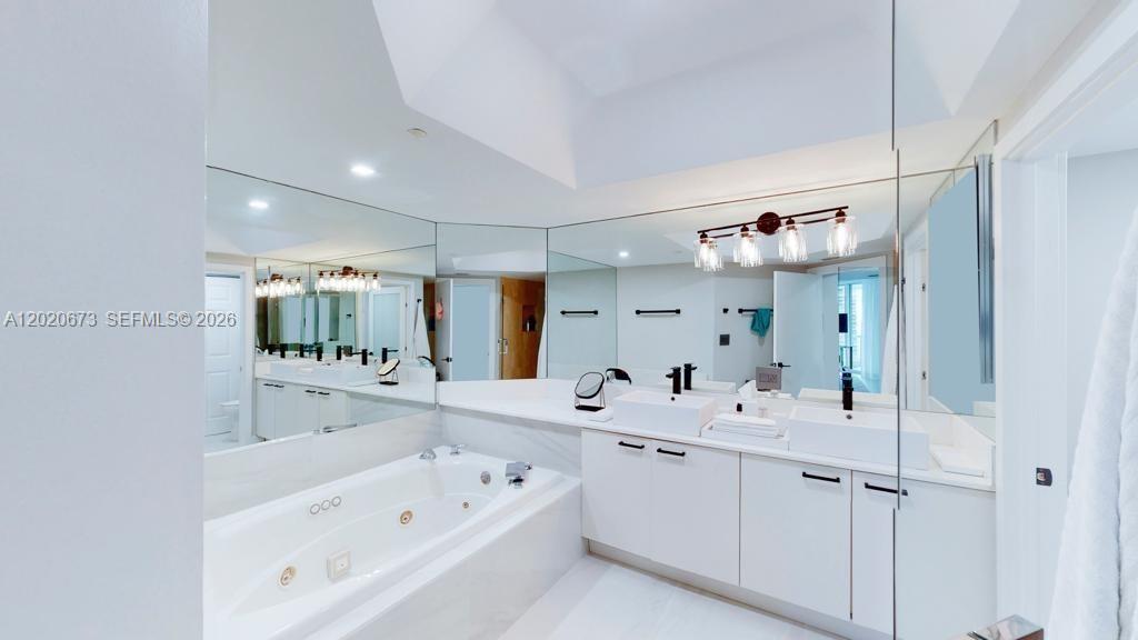 See details 1808 3 / 2 1580 sq. ft. $ 2026-05-17 0 Photo