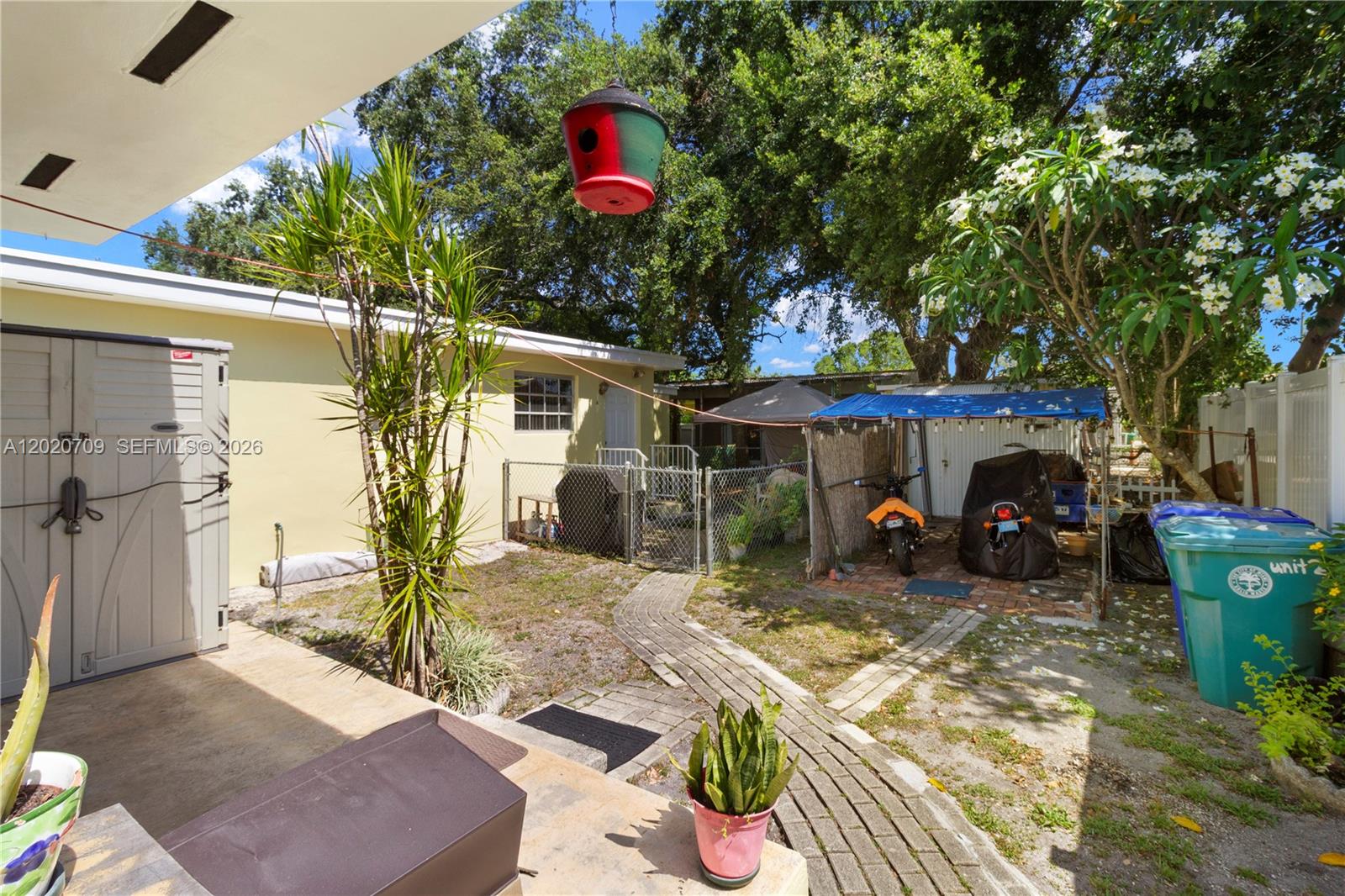 See details / 2511 sq. ft. $ 2026-05-18 0 Photo