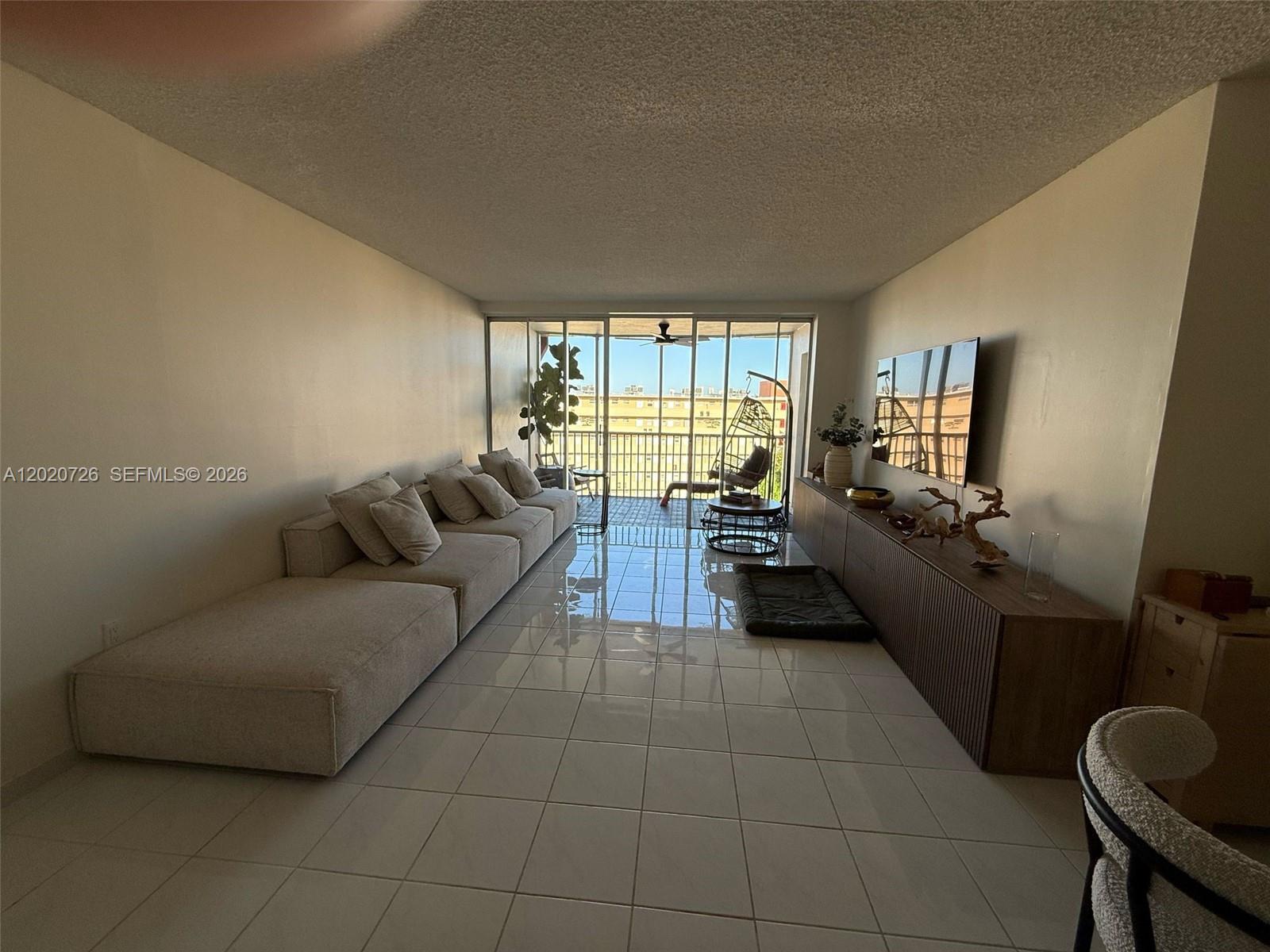814-1 1 / 2 1036 sq. ft. $ 2026-05-18 0 Photo
