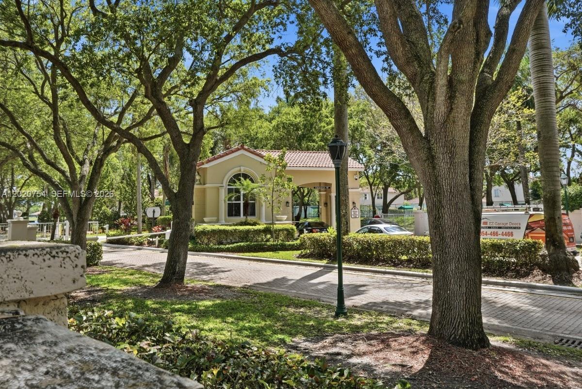 3464 3 / 2 1648 sq. ft. $ 2026-05-18 0 foto