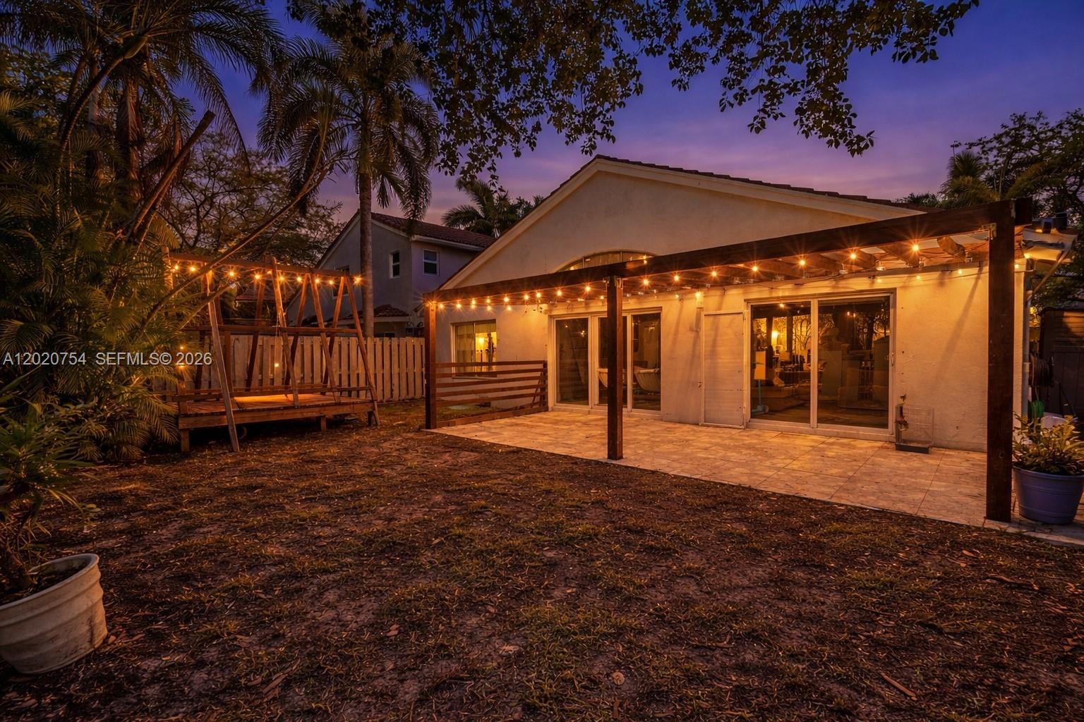 3464 3 / 2 1648 sq. ft. $ 2026-05-18 0 foto