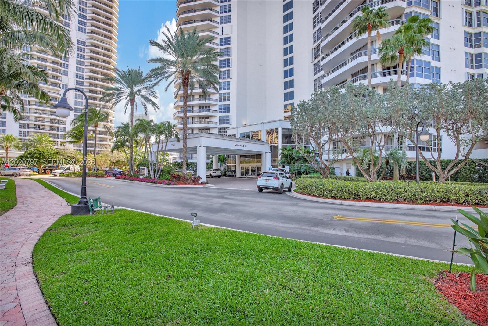 Photo of 19101 36th Ct #402, Aventura, Florida, 33180 -