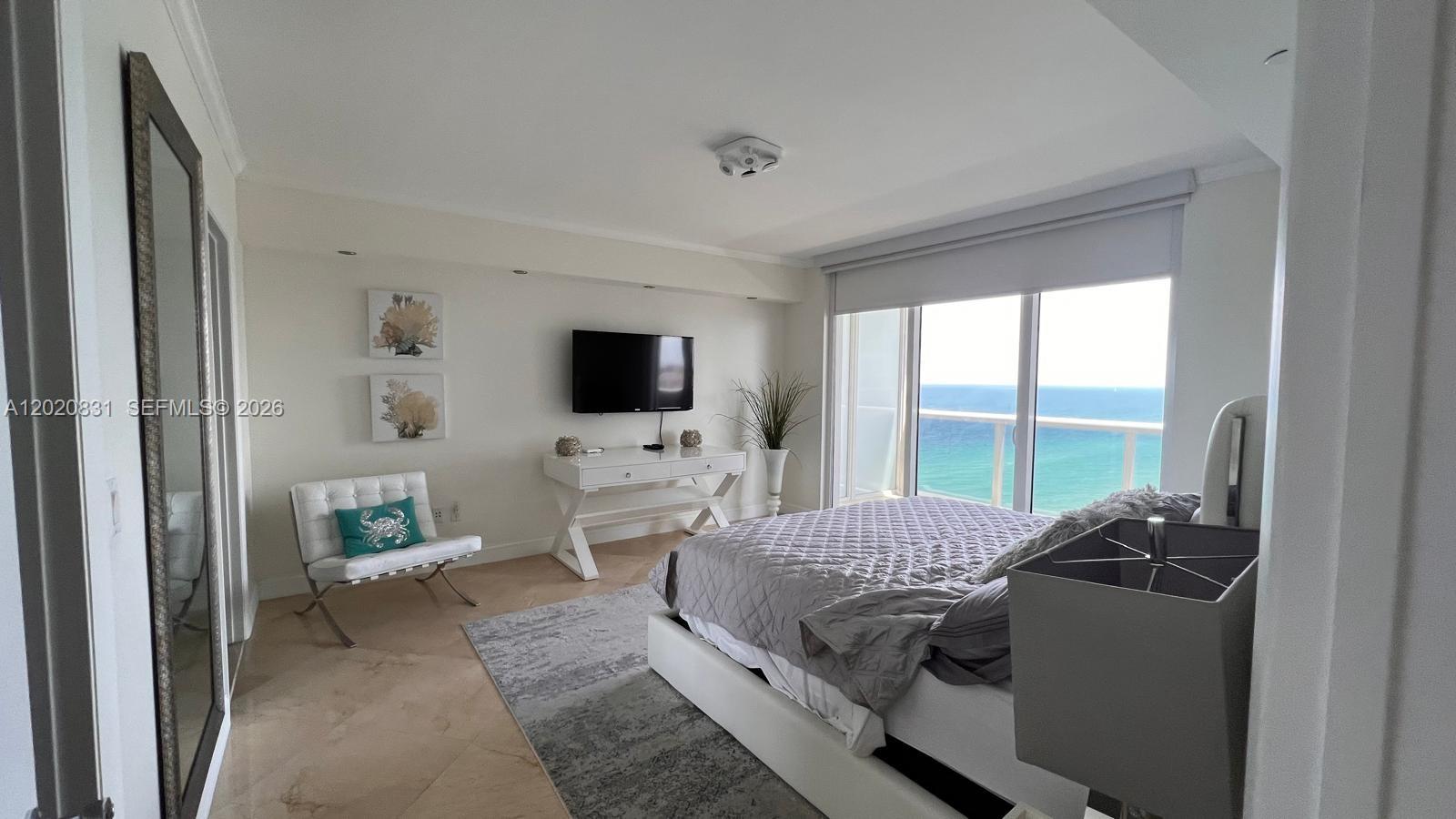 2204 3 / 3 1675 sq. ft. $ 2026-05-18 0 Photo