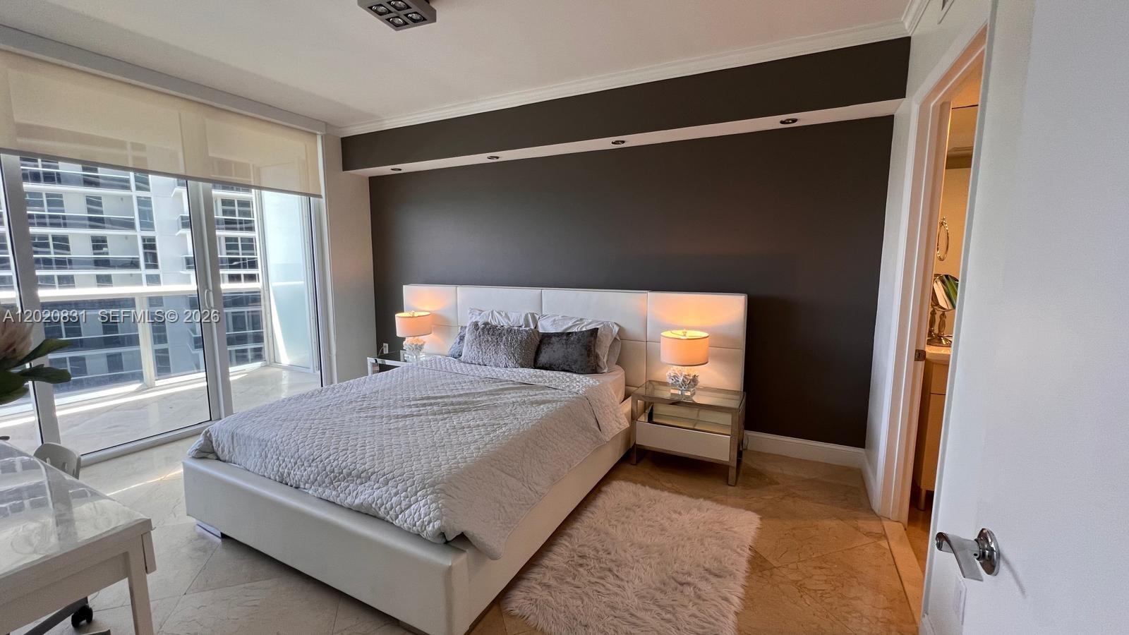 2204 3 / 3 1675 sq. ft. $ 2026-05-18 0 Photo