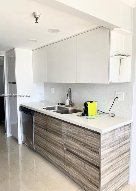 See details 2012 2 / 2 1240 sq. ft. $ 2026-05-18 0 Photo