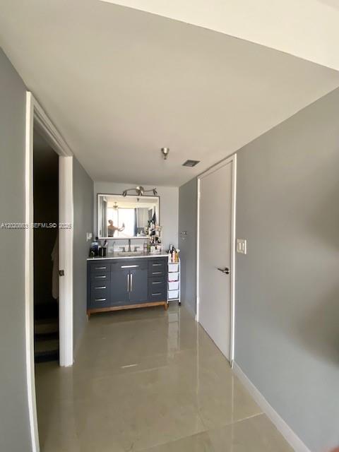See details 2012 2 / 2 1240 sq. ft. $ 2026-05-18 0 Photo