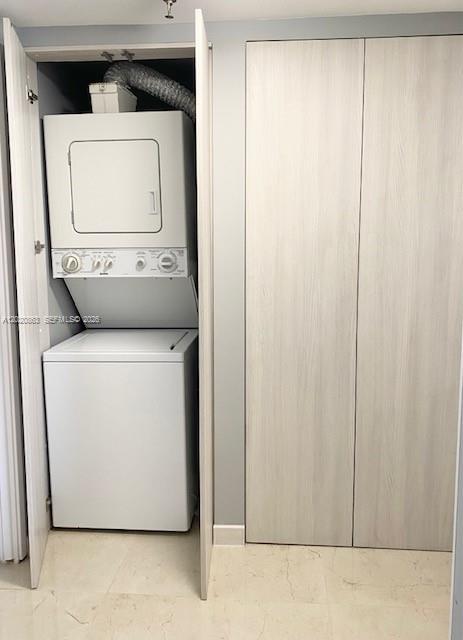 See details 2012 2 / 2 1240 sq. ft. $ 2026-05-18 0 Photo
