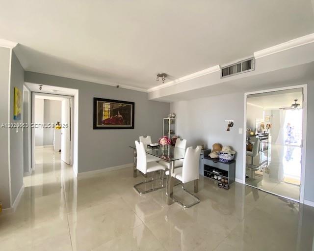 See details 2012 2 / 2 1240 sq. ft. $ 2026-05-18 0 Photo